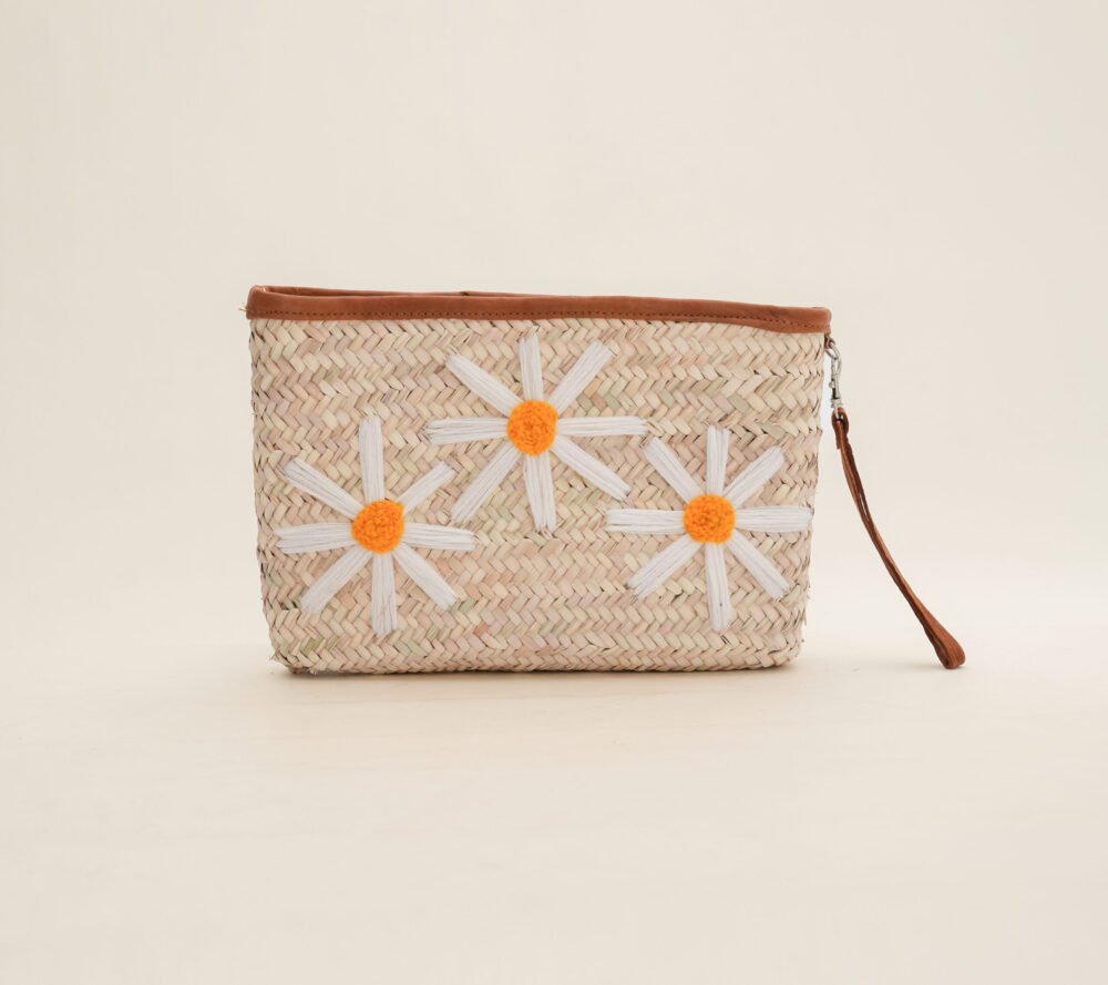 Pochette en Osier Brodée – Motif Fleur de Jasmin