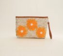Pochette en Osier Brodée – Motif Fleur de Gerbera