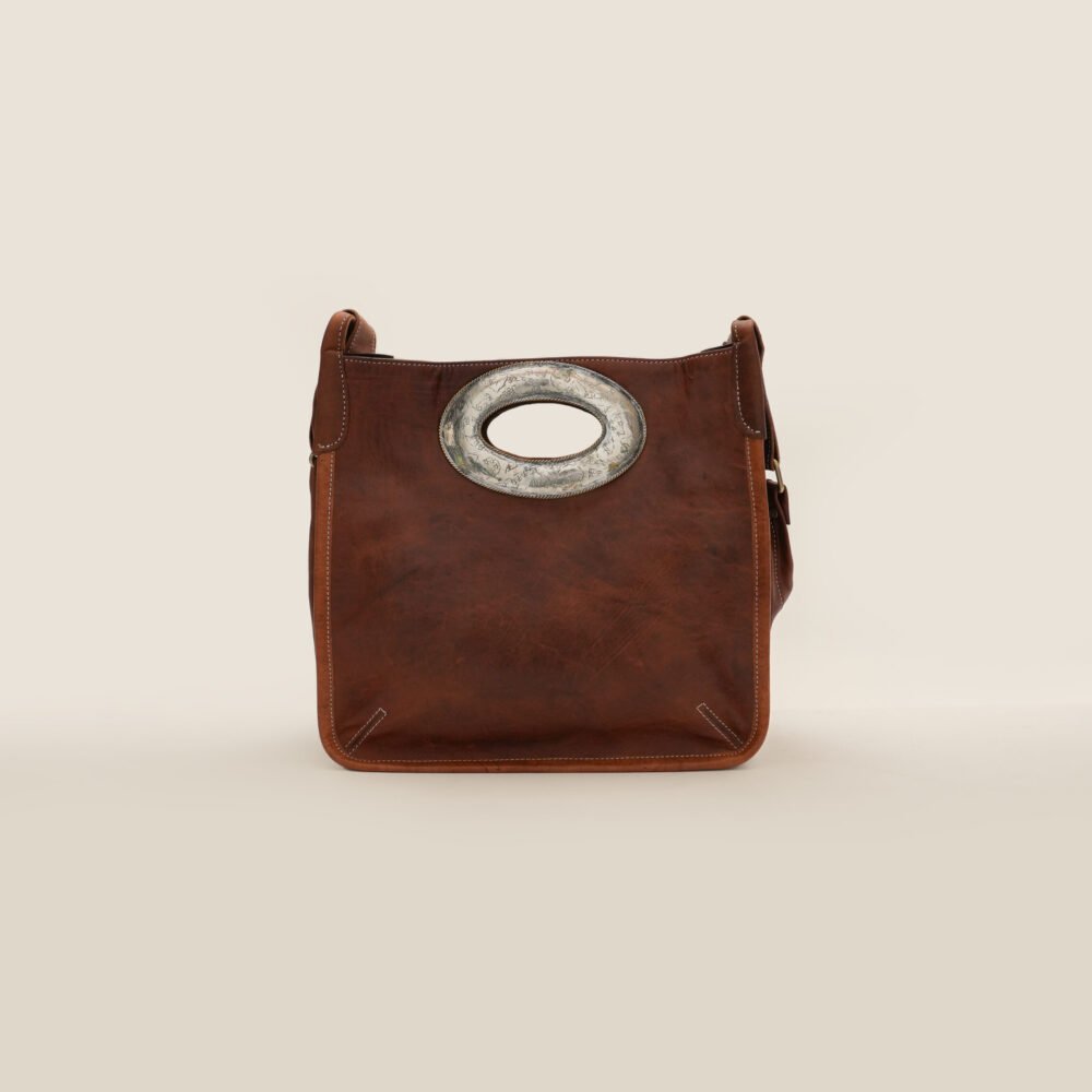 Sac en Cuir avec Poignée en Maillechort – Artisanat Marocain Authentique