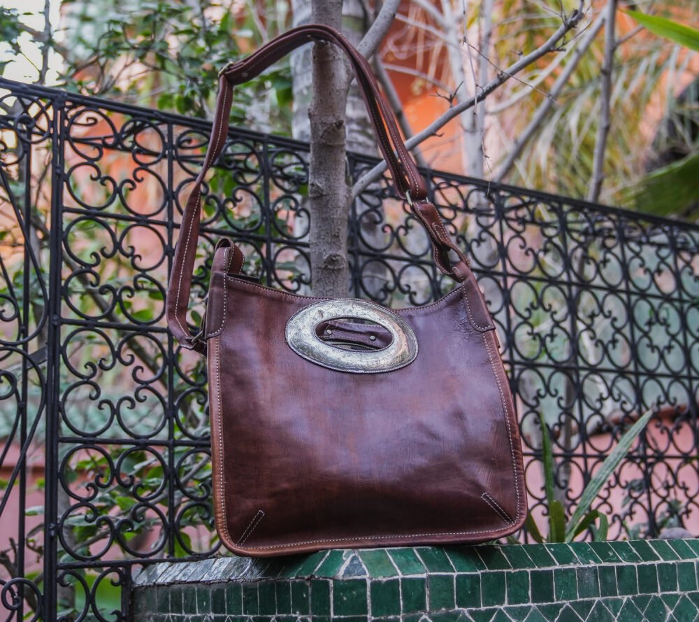 Sac en Cuir avec Poignée en Maillechort – Artisanat Marocain Authentique – Image 5