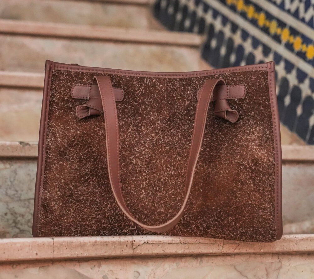 Sac Porté Épaule en Daim Poilu & Cuir – Élégance et Caractère - Image 3
