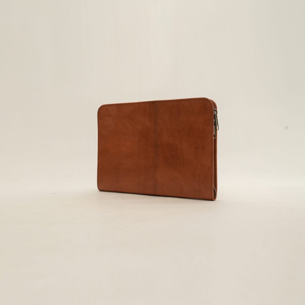 Housse en Cuir pour Ordinateur Portable – Protection et Élégance