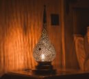 Lampe de table en cuivre en forme de goutte