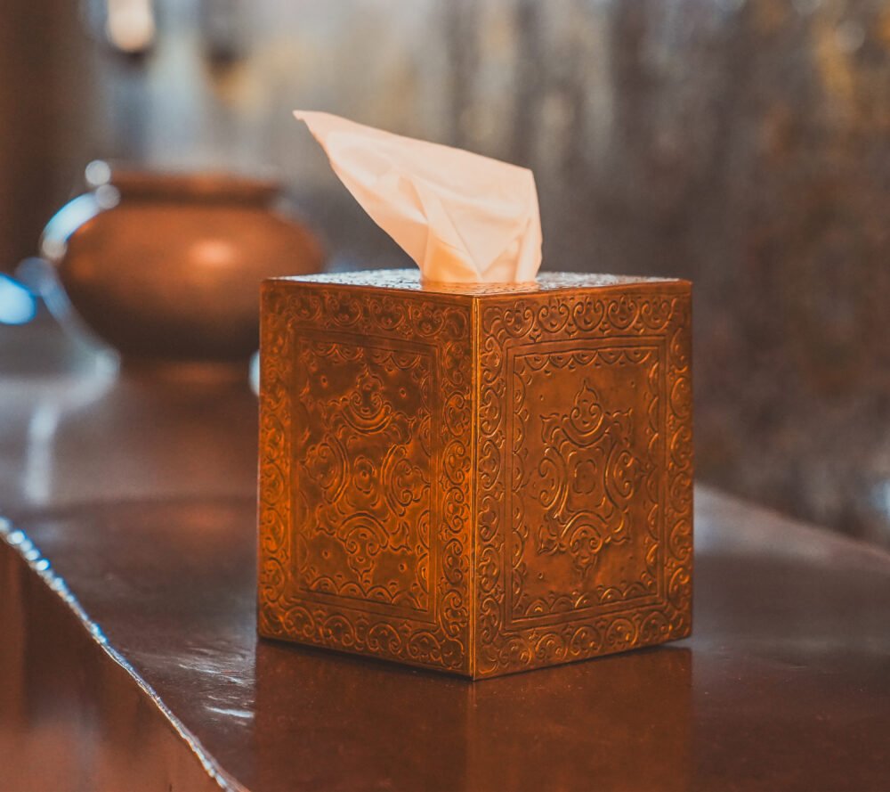 Boîte à Mouchoirs cubique en Cuivre gravé – Image 4
