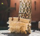 Panier en Feuilles de Palmier avec Franges en Laine et Anses en Cuir